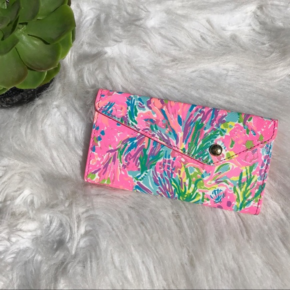 Lilly Pulitzer Accessories - Lily Pulitzer Sunglasses Case